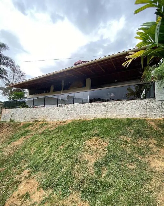 Guarda Corpo de Vidro - Transparência sem pesar no ambiente